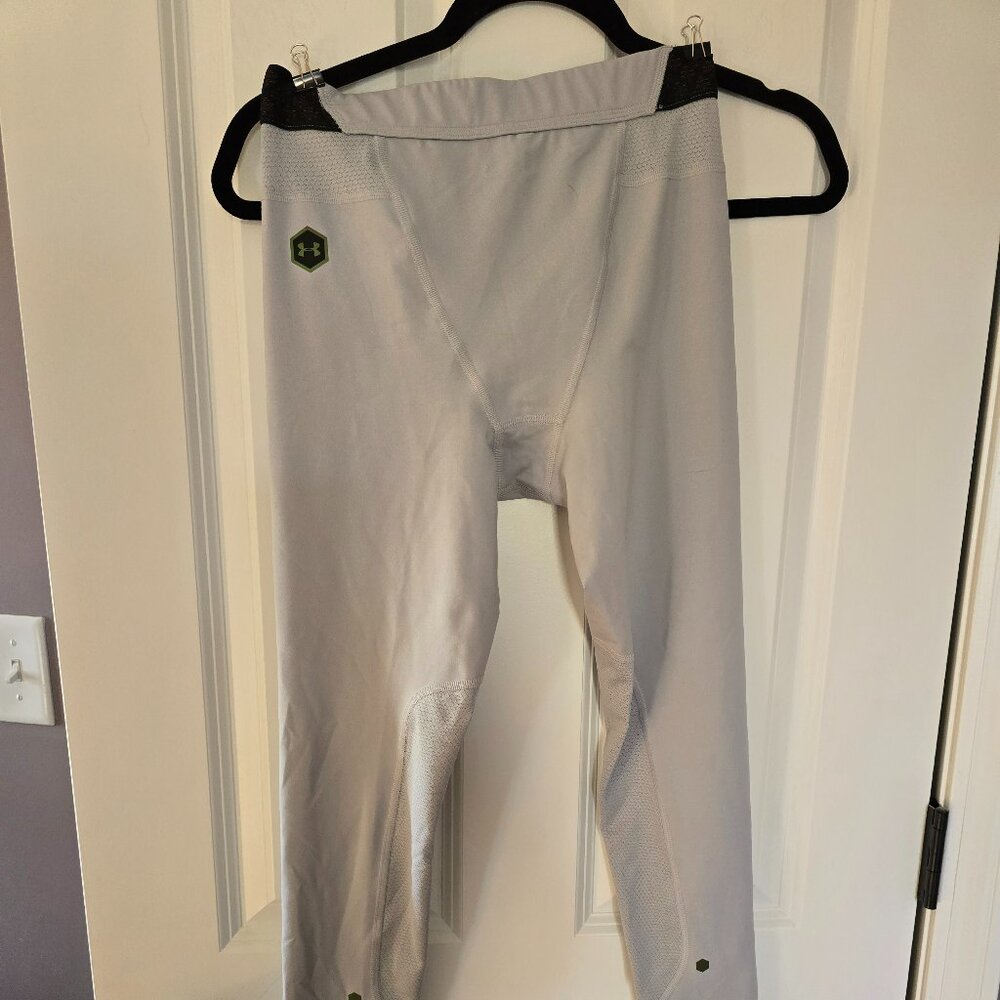 New Mens Under Armour Compression Leggings size Small